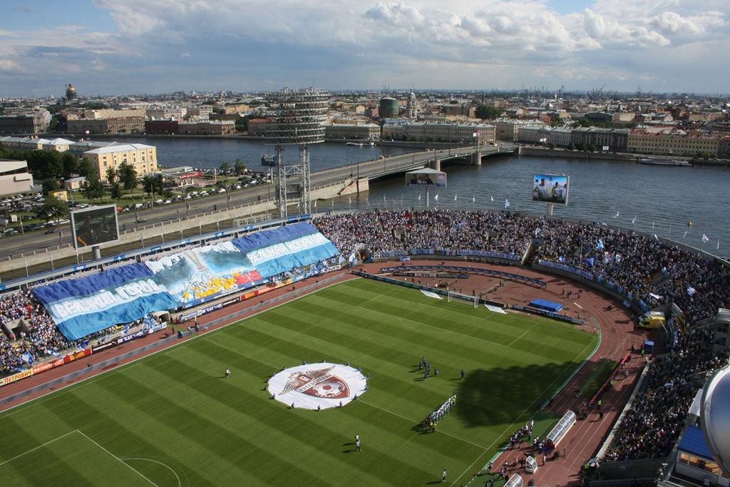 Стадион петровский